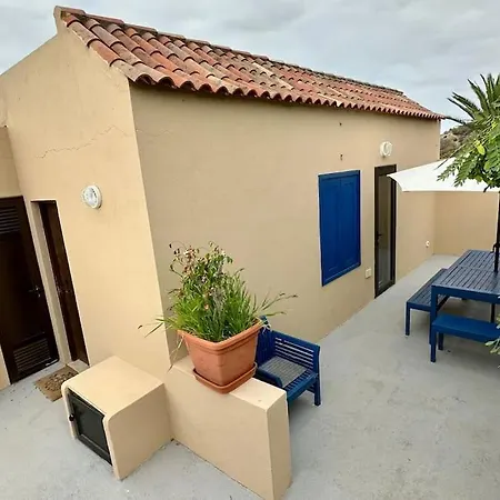 Peaceful Oasis With Magical Sea Views And A Pool Nyaraló *