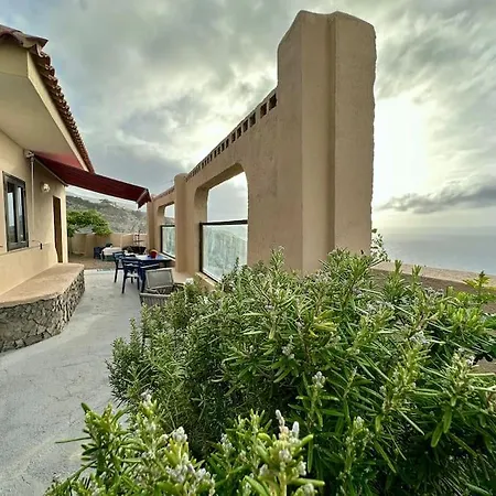 Nyaraló Peaceful Oasis With Magical Sea Views And A Pool