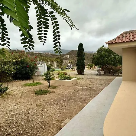 Peaceful Oasis With Magical Sea Views And A Pool Nyaraló *