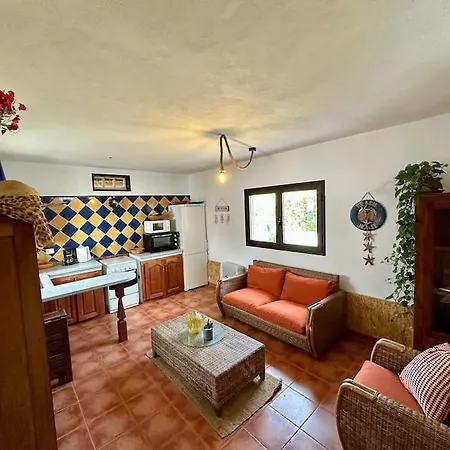 Peaceful Oasis With Magical Sea Views And A Pool Santa Cruz de Tenerife
